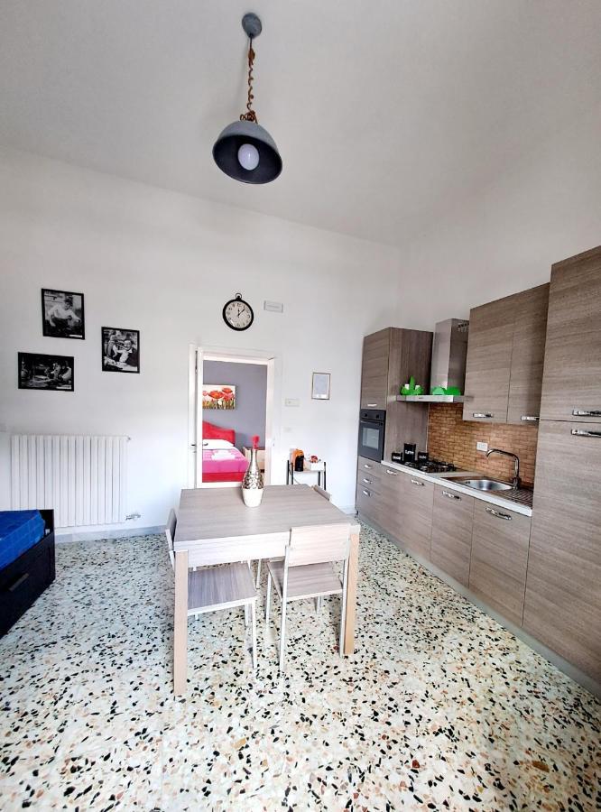 Вилла La Casa Del Borgo Лечче Экстерьер фото